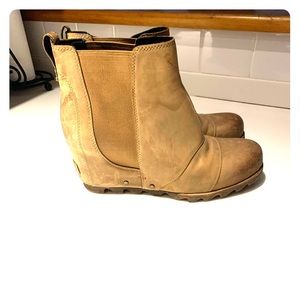 Sorel Chelsea Boot (originally named the Lea)